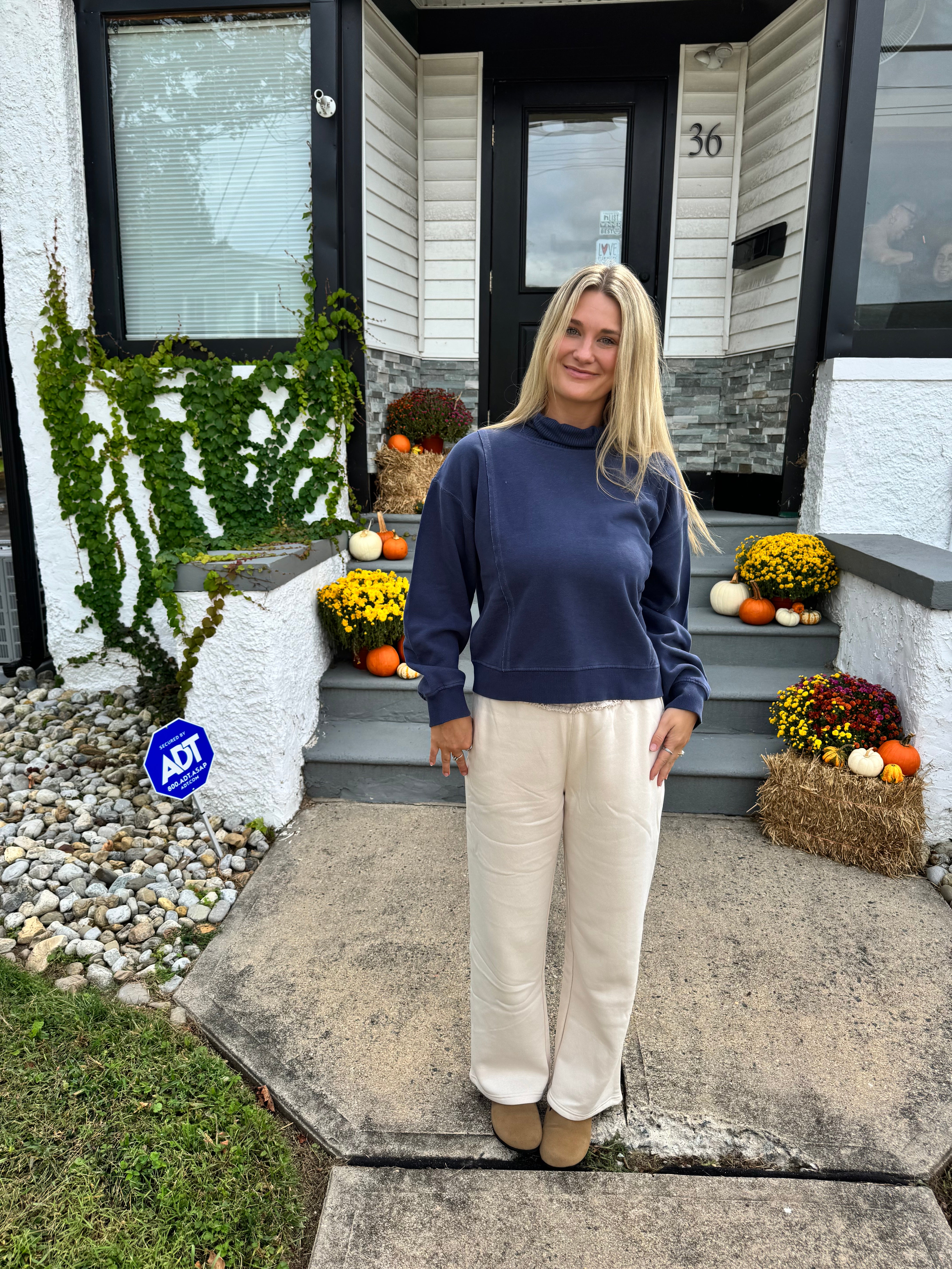 Blake Mockneck Sweatshirt – 39 Mine Boutique