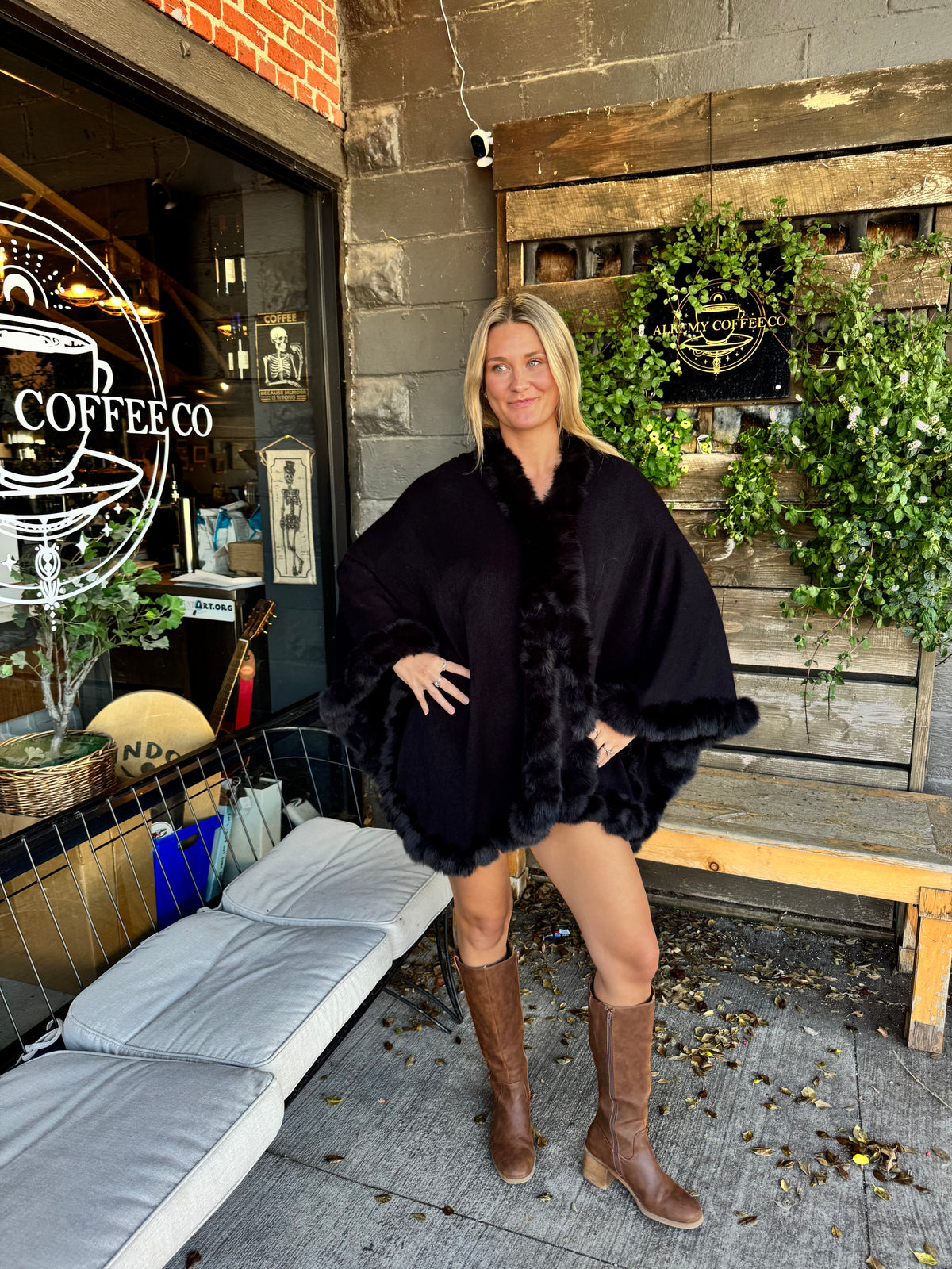 Deville Cape